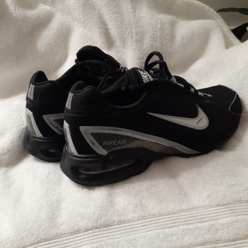 Nike  shoe